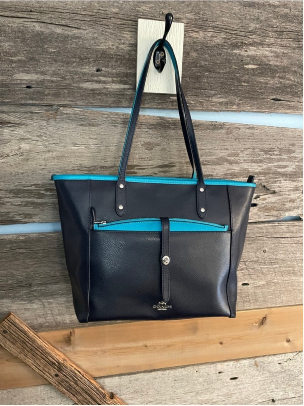 Coach City Tote in Midnight Blue Crossgreain Leather and turquoise accents - Picture 1 of 7